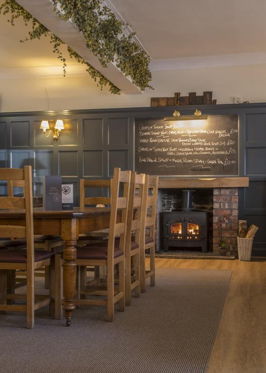 Buccleuch Arms Hotel St Boswells Eksteriør billede